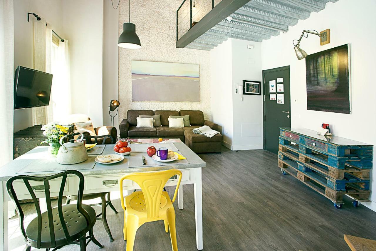 Graffiti Suites Malaga Exterior photo